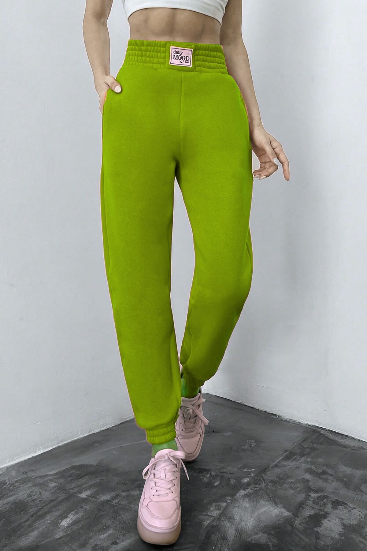 Kadin 3 Iplik Sardonlu Lastikli Esofman Alti