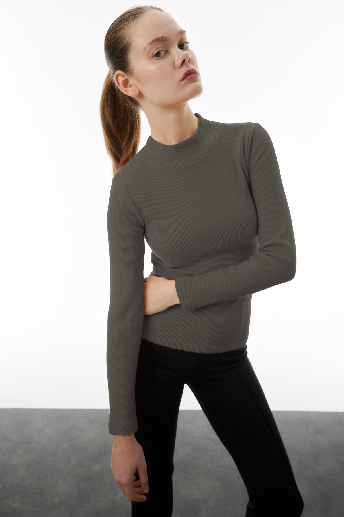 Yarım Balıkçı Yaka Basic Kaşkorse Uzun Kollu Body